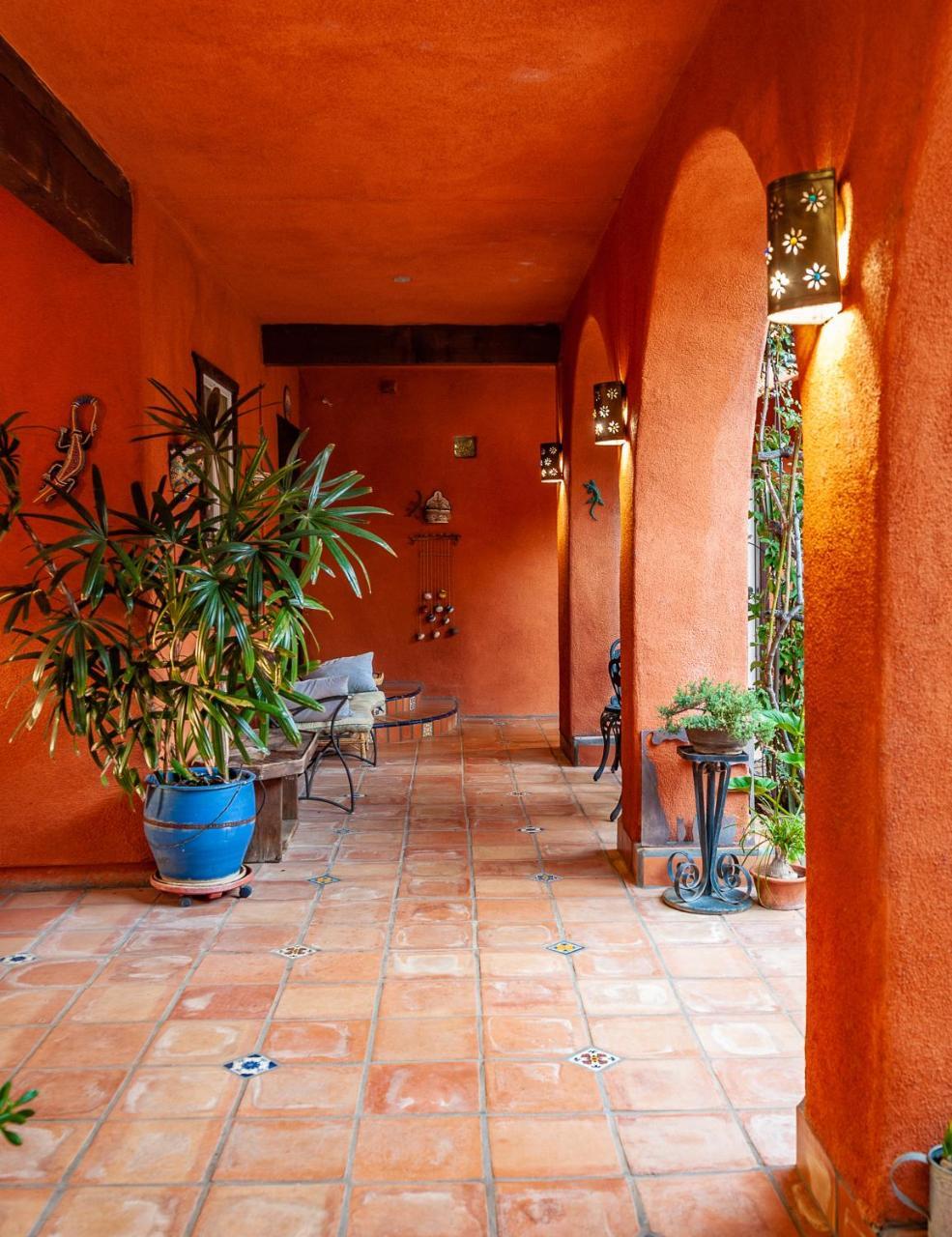 Posada Mariana Bed And Breakfast Catheys Valley Exterior photo